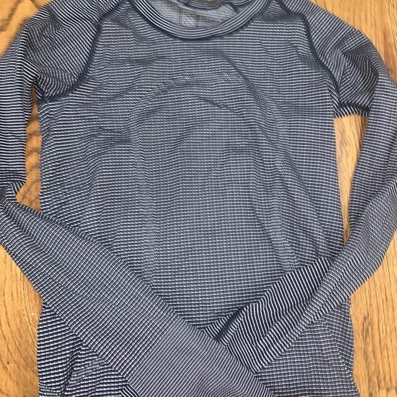 Lululemon! - Picture 2 of 6